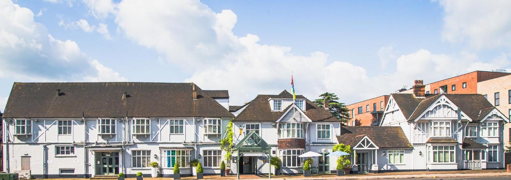 County Hotel Челмсфорд Экстерьер фото