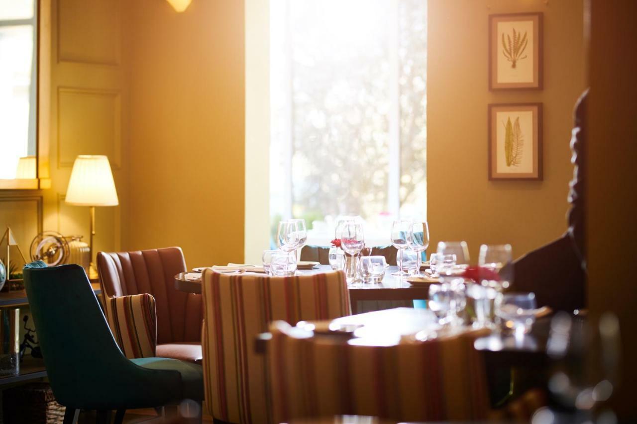 County Hotel Челмсфорд Экстерьер фото